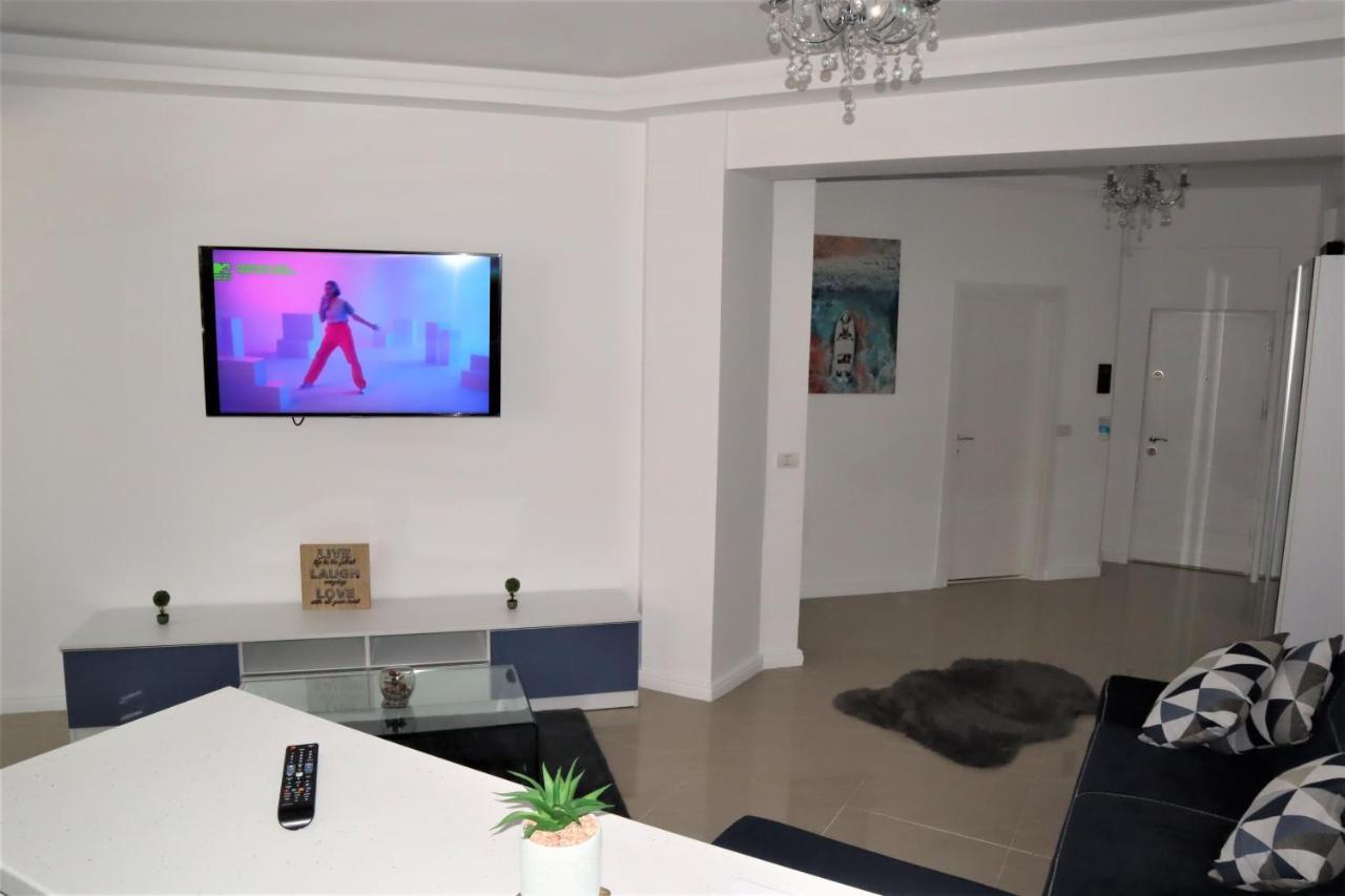 Donny Luxury Apartment Năvodari Exterior foto